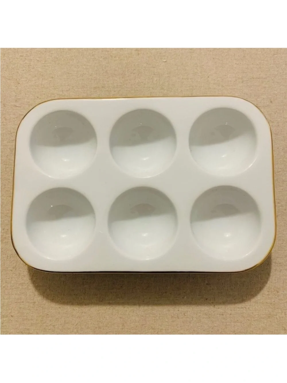 Egg Crate